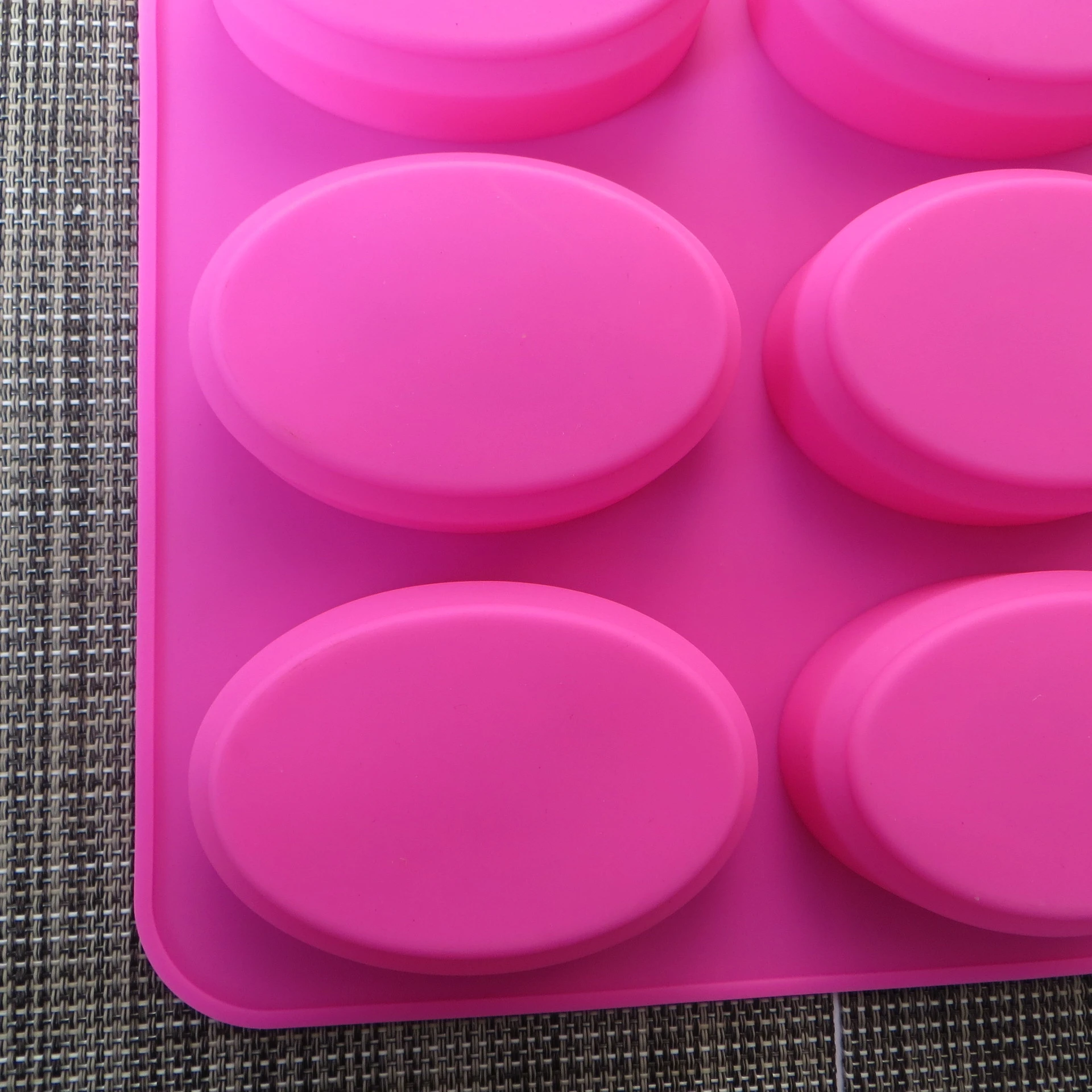 Wholesale Handmade Silicone Soap Mold 6 Mixed Patterns Oval shape Soap Moulds for Soaps Making Silicon Mold