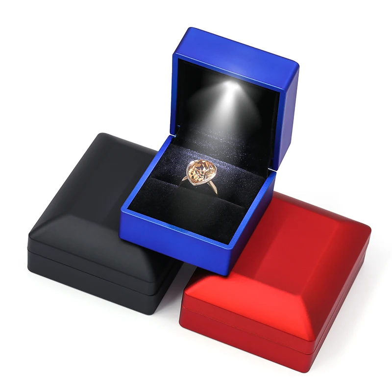 Zebo Custom wholesale 5 colors pendant jewellery ring boxes set led light jewelry box set