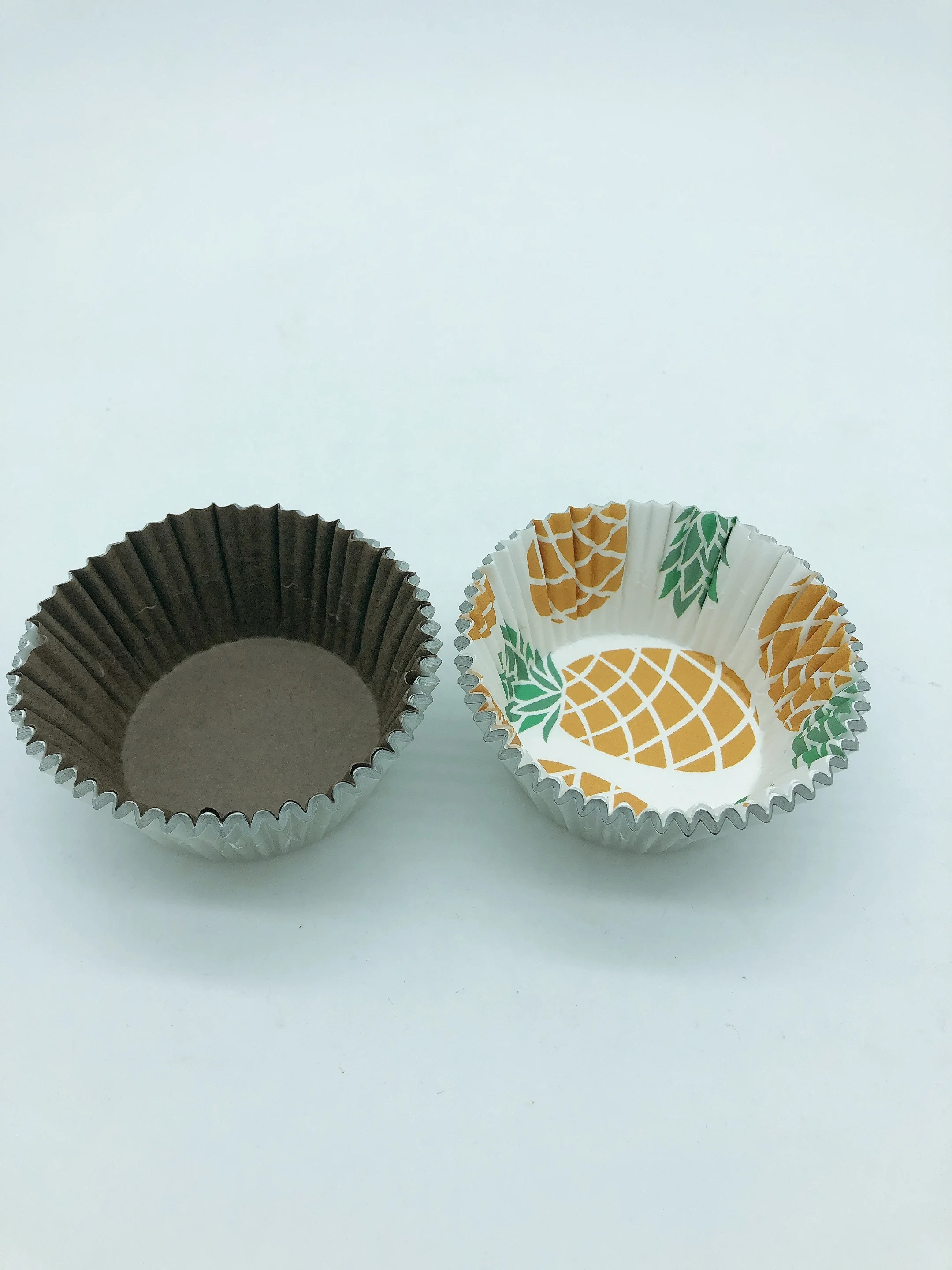 Silvery Aluminum foil paper cupcake cups round baking cake liner