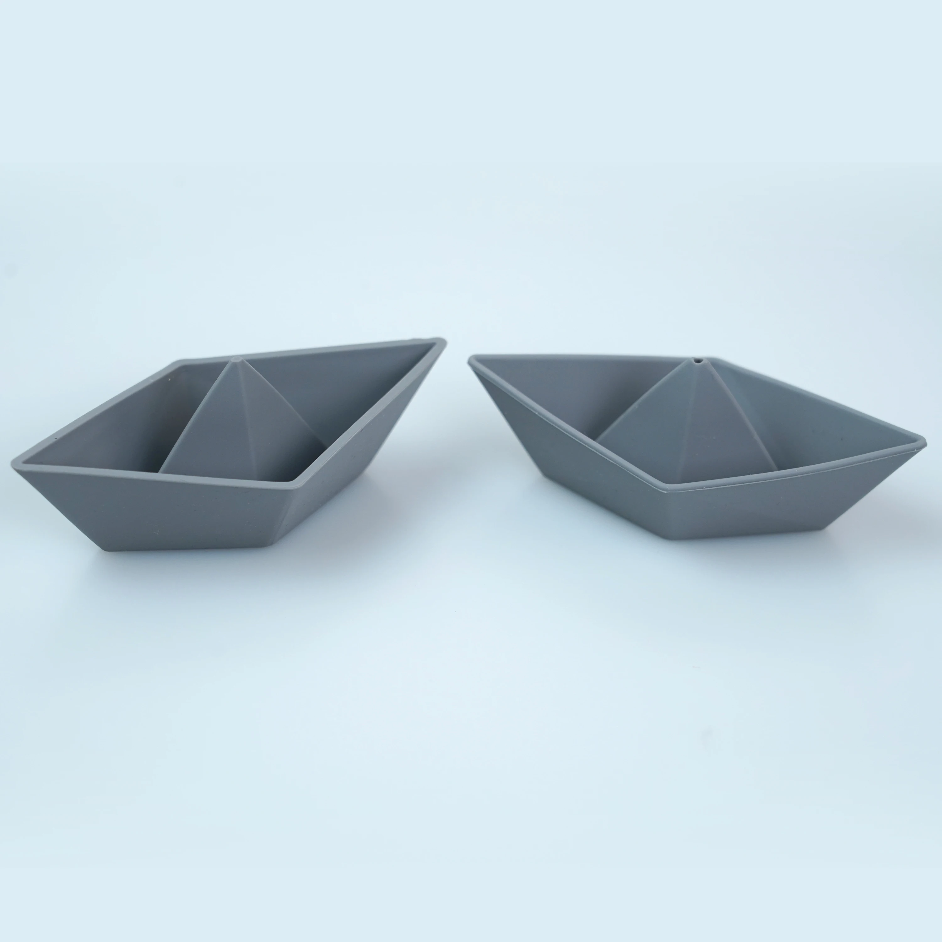 Shower Soft Sharks Boat Ship Shape Baby Bath Floating Toy Silicone Bath Toys