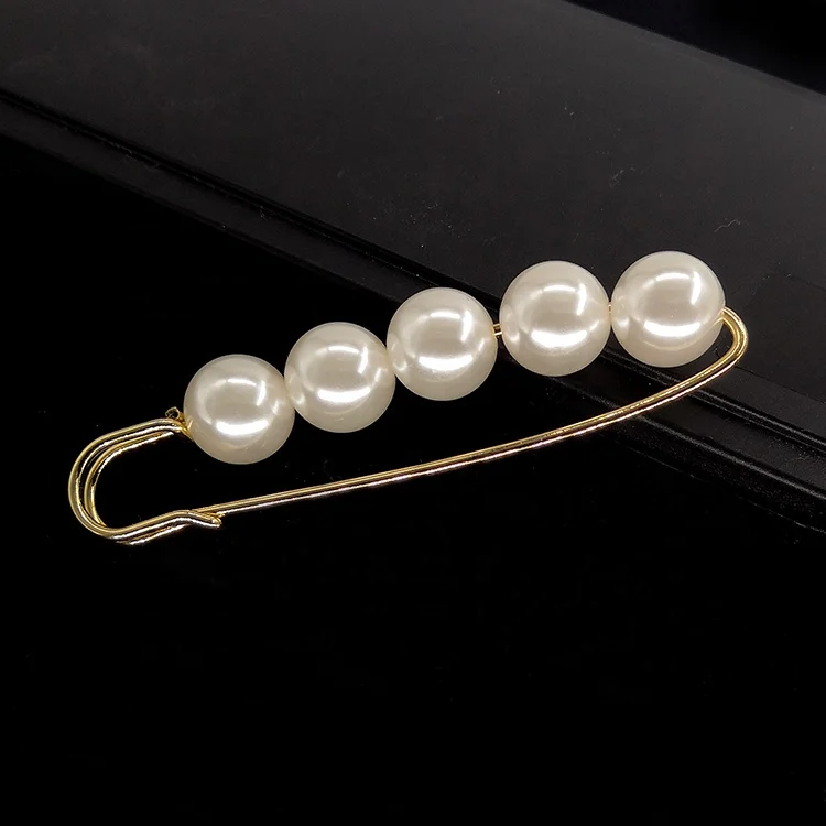 New Fashion Light Gold Women Brooches and Pins Pearl Brooch Pin For Suit Garment Accessories