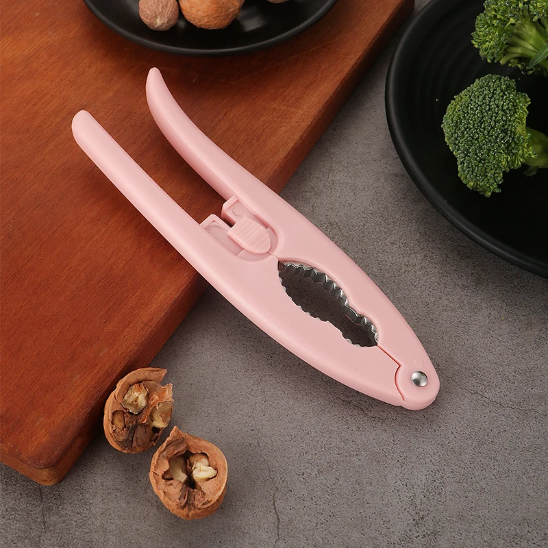 Nut Cracker Hot Sale Kitchen Accessories Multifunctional Easy Use Nut Cracker Tool Pecan Nut Cracker Walnut