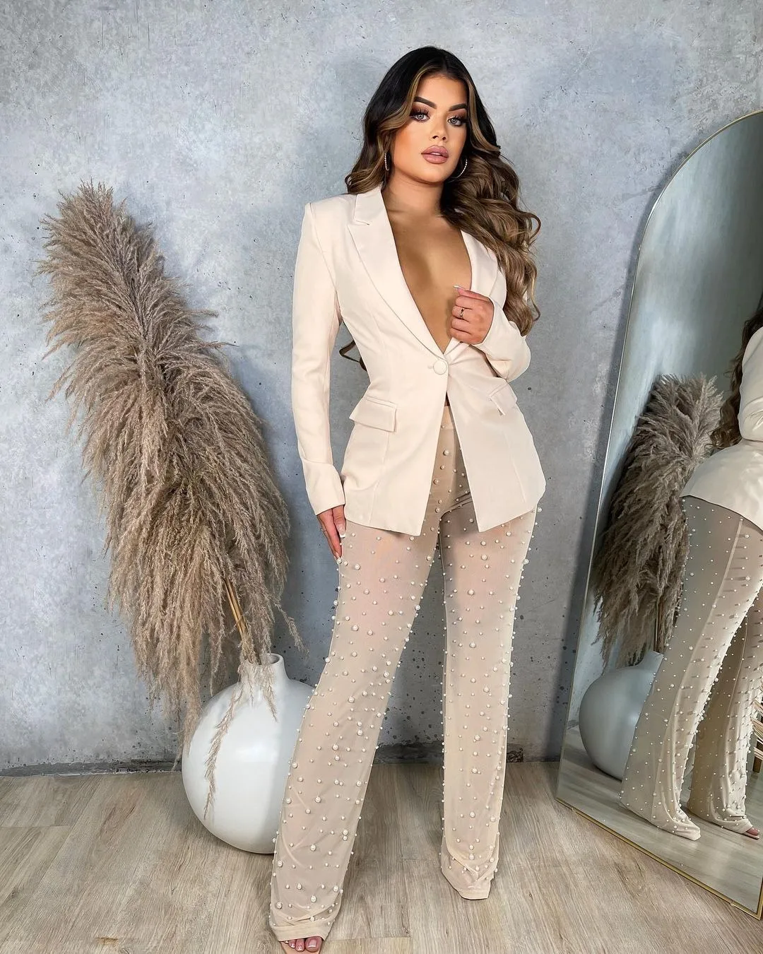 Think Wholesale Women Clothing 2022 Fashion Blazer And Beaded Pants Suit Two Piece Outfits Set