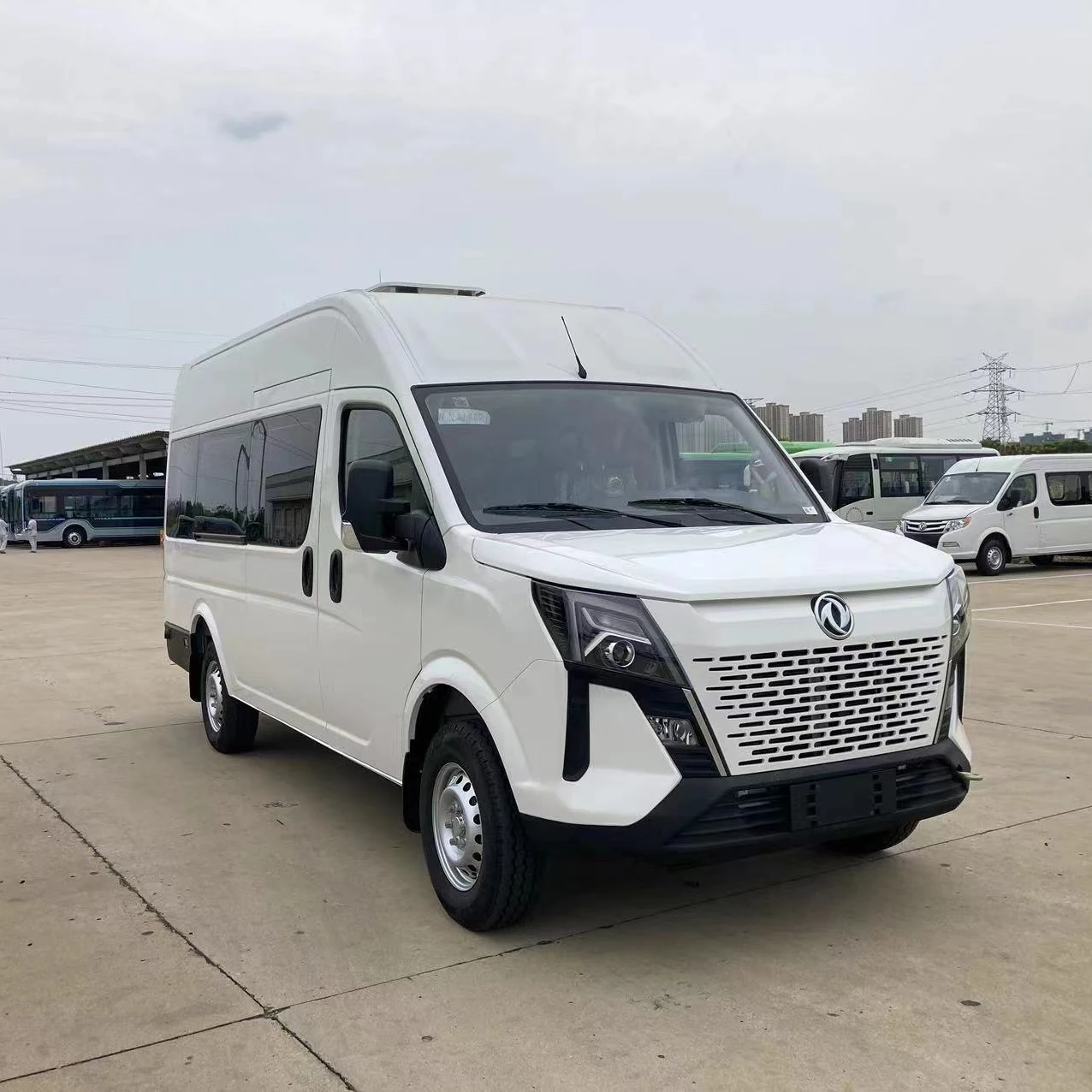 Новый дизайн 15 мест мини-фургонов автобусов/мини фургон автомобиля с MPV Субару Outback Ван электрический автомобиль для продажи