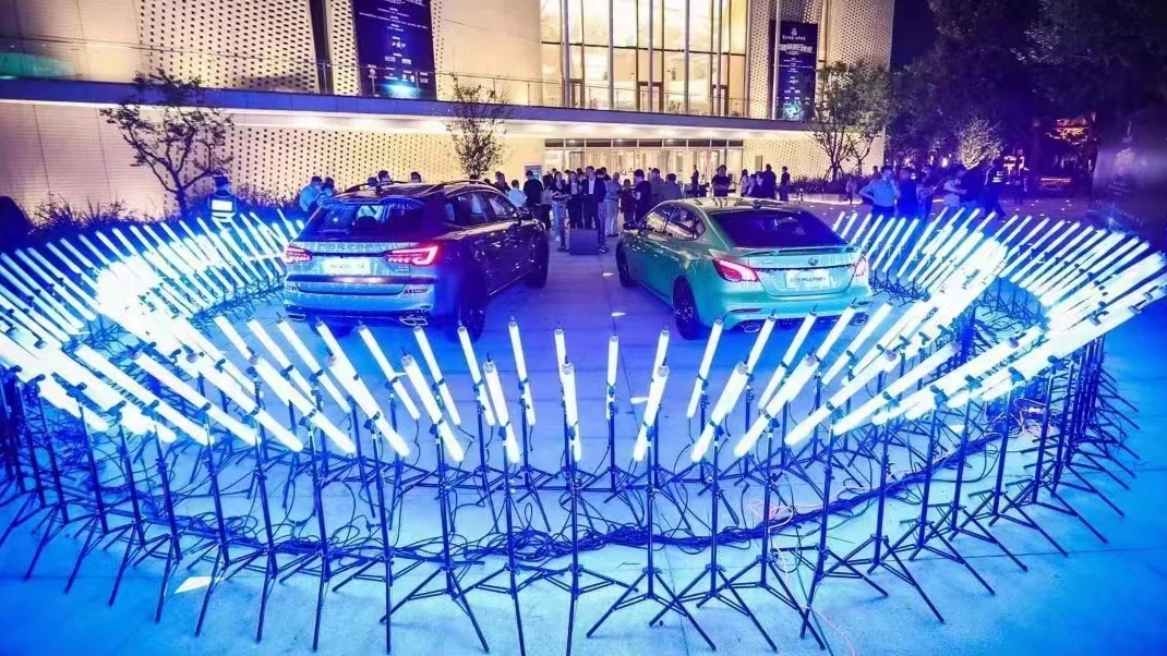 Programmable DMX 512 Control Rotating 3D LED tube pixel 360 Spinning Tubes For Stage Show Night Lighting