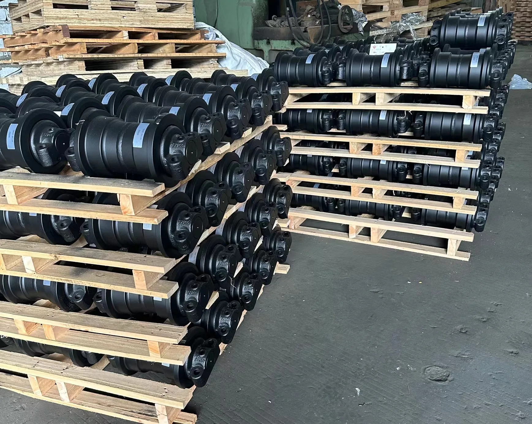 TAB high quality undercarriage parts excavator EX200/PC200/D60 track roller made in quanzhou