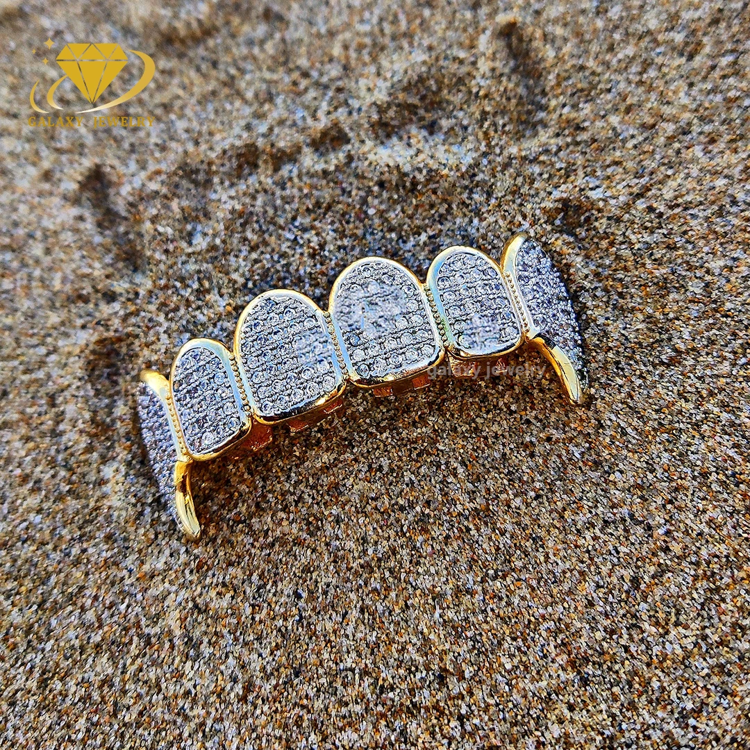 Luxury Gold Vampire Fangs Grillz Iced Out 925 Sterling Silver Moissanite VVS Diamonds Custom Made 6 Top 6 Bottom Tooth Grillz