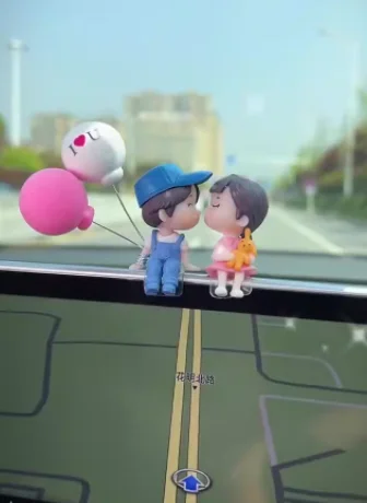 Toys Figurine Collectibles CakeTopper miniature people lovers kiss figure Car decoration little  boy girl boyfriends girlfriends