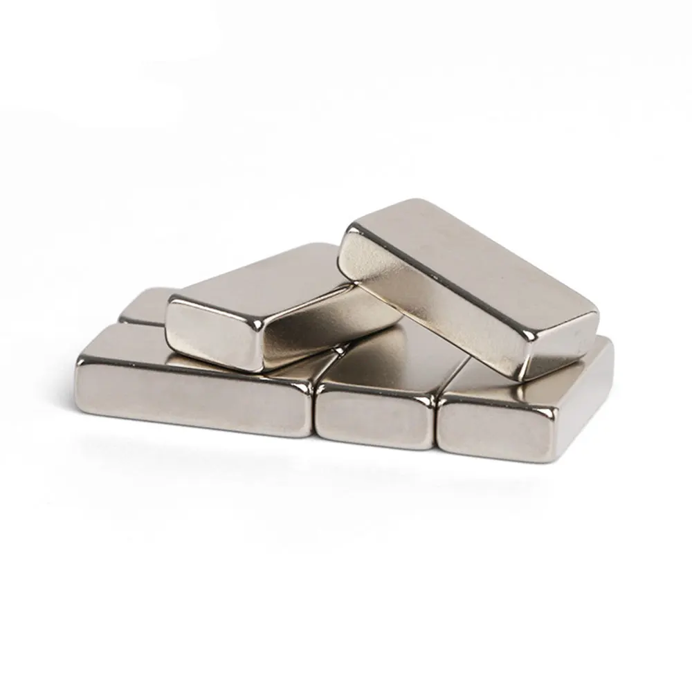 High Quality N35 NdFeB Ring Magnet High Application Permanent Neodymium Magnet with Gold Coating Surface Treatment Magnetic Disc