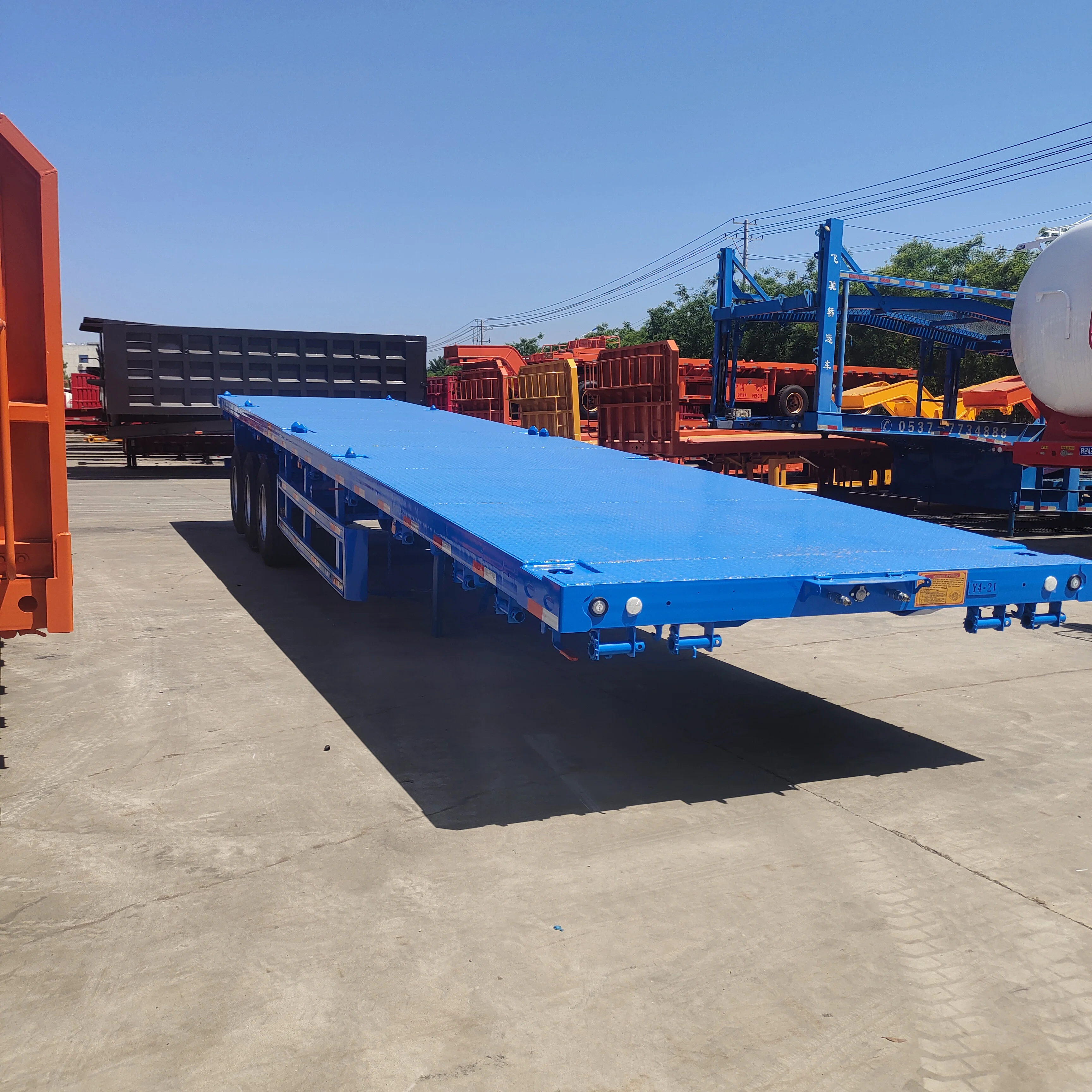 Factory prices for 40 foot and 45 foot flatbed trailers, 6-8 lock container flatbed trailers, bulk cargo transport trailers