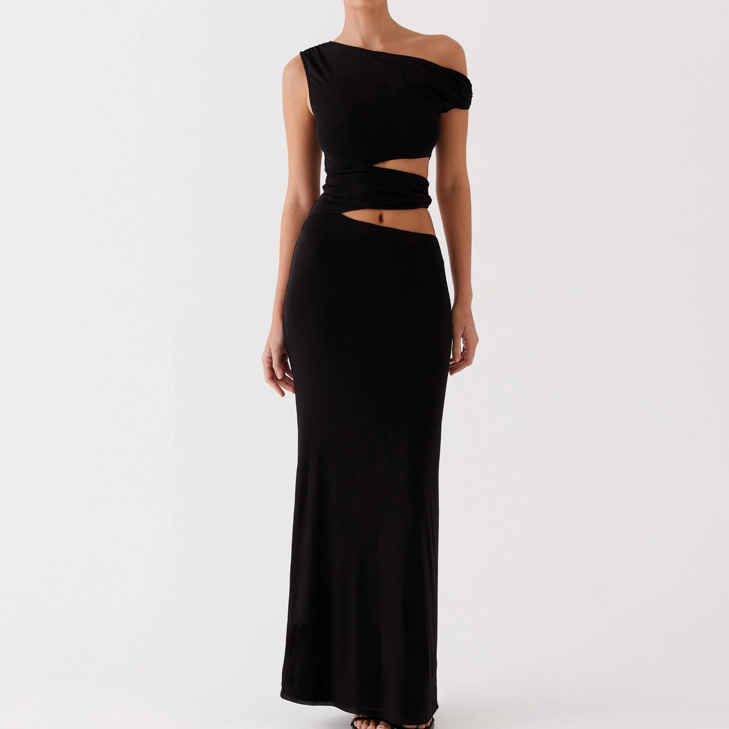 Custom Hollow Out Sexy Solid Pattern Elegant Lady Black Hollow Out Off-the-Shoulder Long Maxi Dress Women