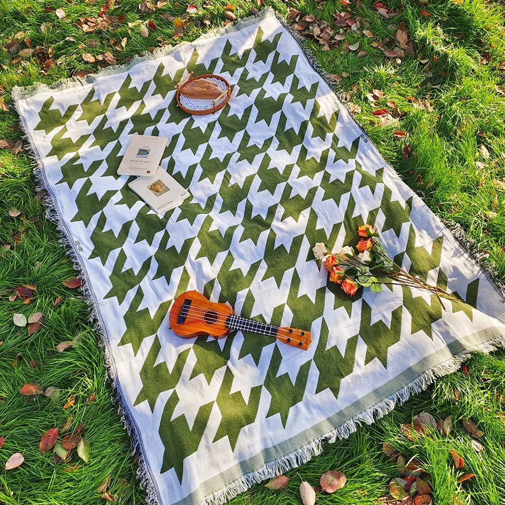 New BR Custom Logo Wholesale Large Vintage Premium Cotton Picnic Blanket, Oversized Boho Camping Hiking Travel Beach Mat Rug