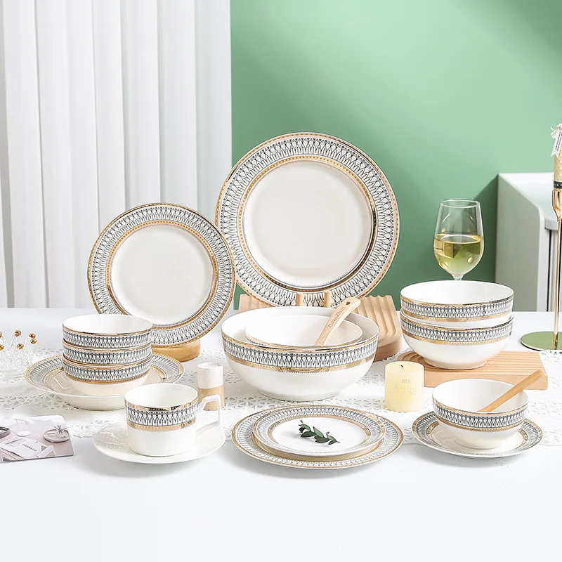 Wholesale Hotel Restaurant Ceramic Dinnerware Set Light Luxury Gold Dinner Set with Plate for  Wedding Tableware
