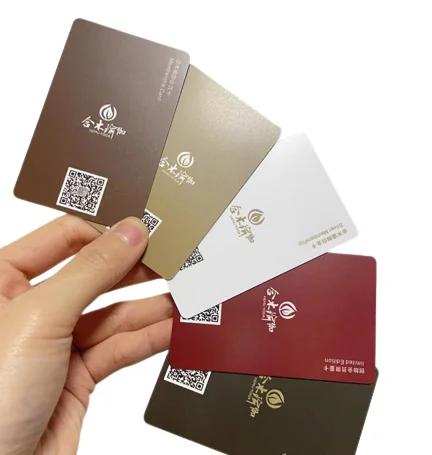 Factory price customize pvc Printing Magnetic Stripe PVC Plastic Gift Card Loyalty card