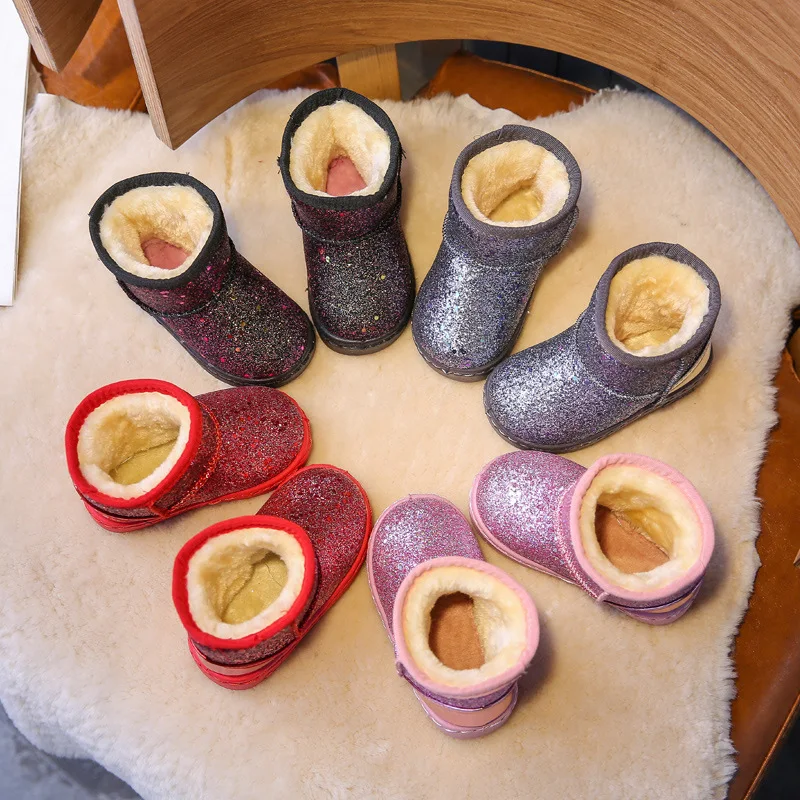 Бесплатный образец, новинка, зимняя обувь для мальчиков и девочек, теплые блестящие плюшевые удобные водонепроницаемые уличные зимние ботинки с блестками для детей