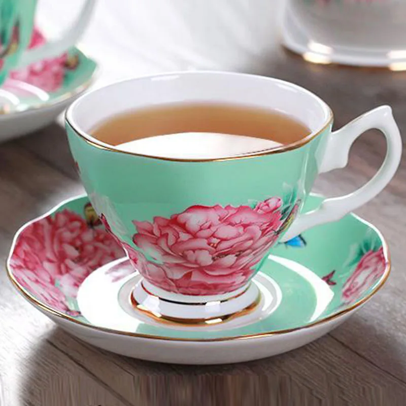 200ml Bone China Coffee Cup Mugs Saucer Set Custom Design luxury Ceramic Flowers Mug Plates for Afternoon Tea