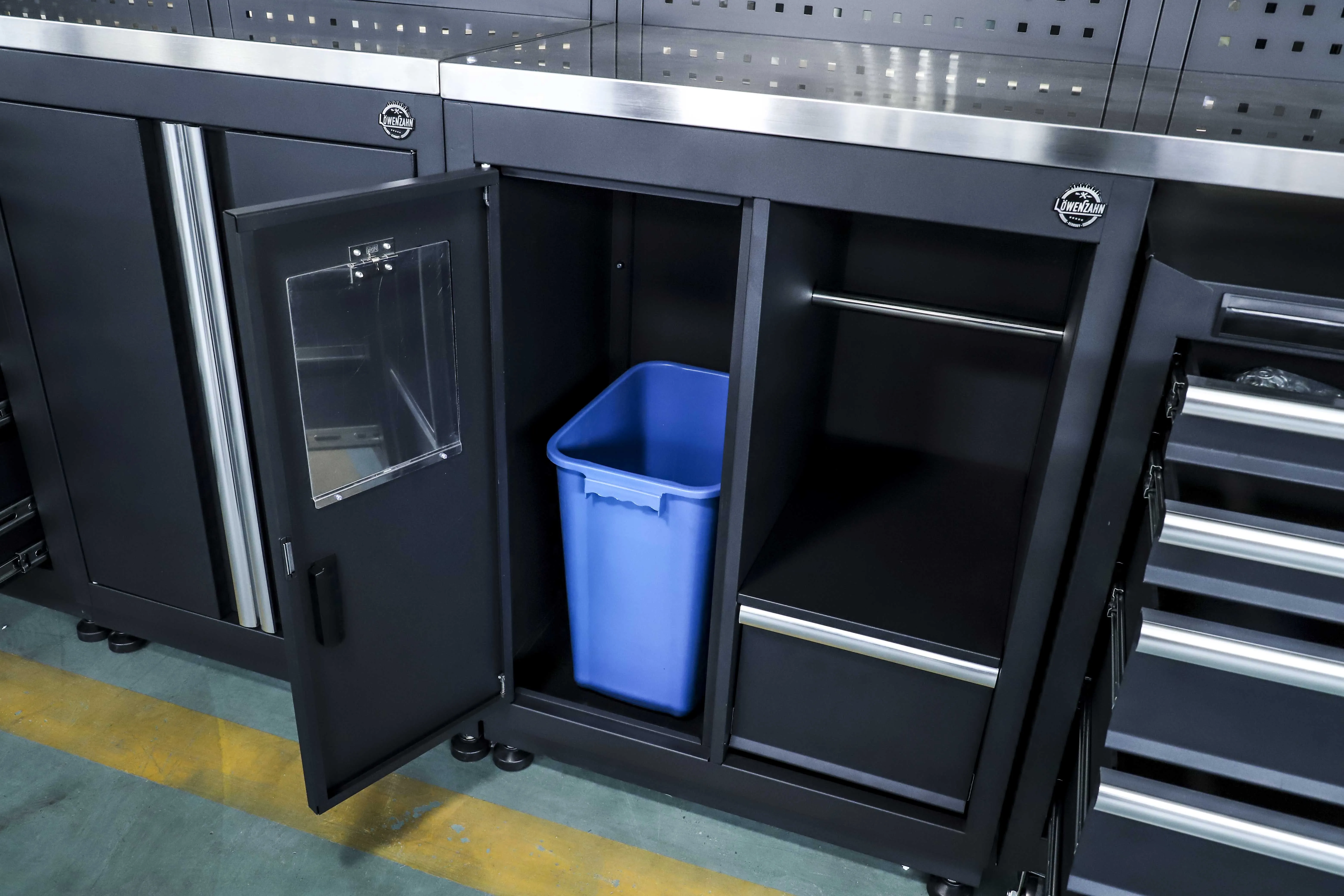 Garage steel combination tool cabinet, movable multi-function workbench