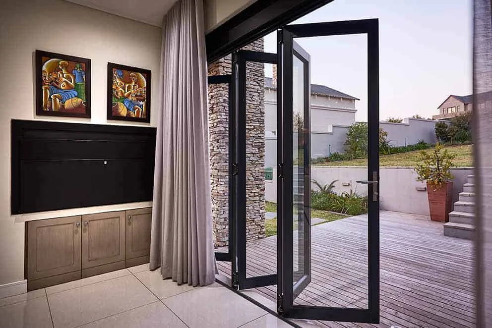 Customized Top Quality AS2047 House Double Tempered Glazed Folding Door with High Security Lock