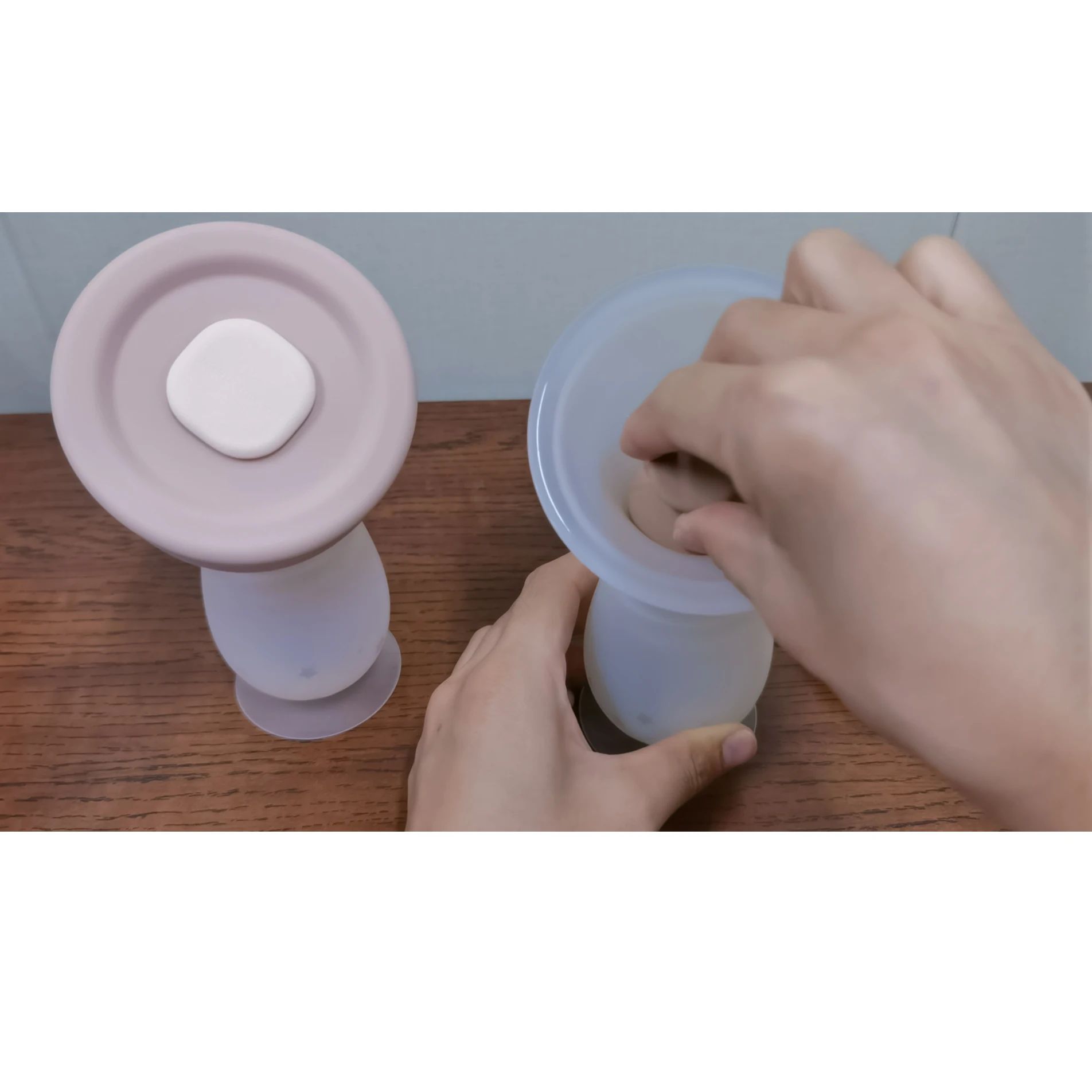 2024 NEW Customised 100% Food Grade Silicone Maternal breast milk Collector Breastfeeding Manual Breast Pump With Silicone Lid