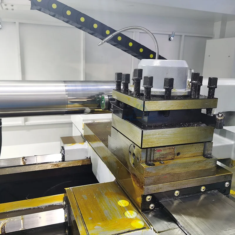 CK6150 horizontal flat bed 3 axis cnc lathe 6 tool with hydraulic chuck