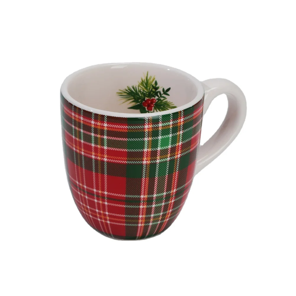 Red Plaid Decorative Christmas Style Tableware Set with Mug