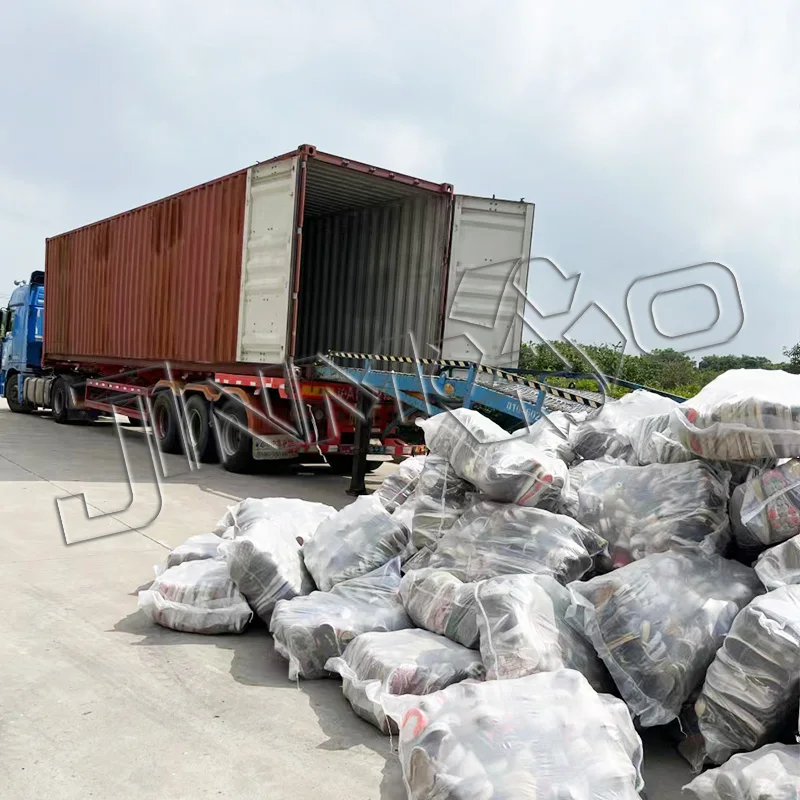 Hot Sale in Vietnam Round Toe Soft Sole Platform Flat Woman Sandals Stretch Fabric for Summer Mixed Bale of Used Shoes