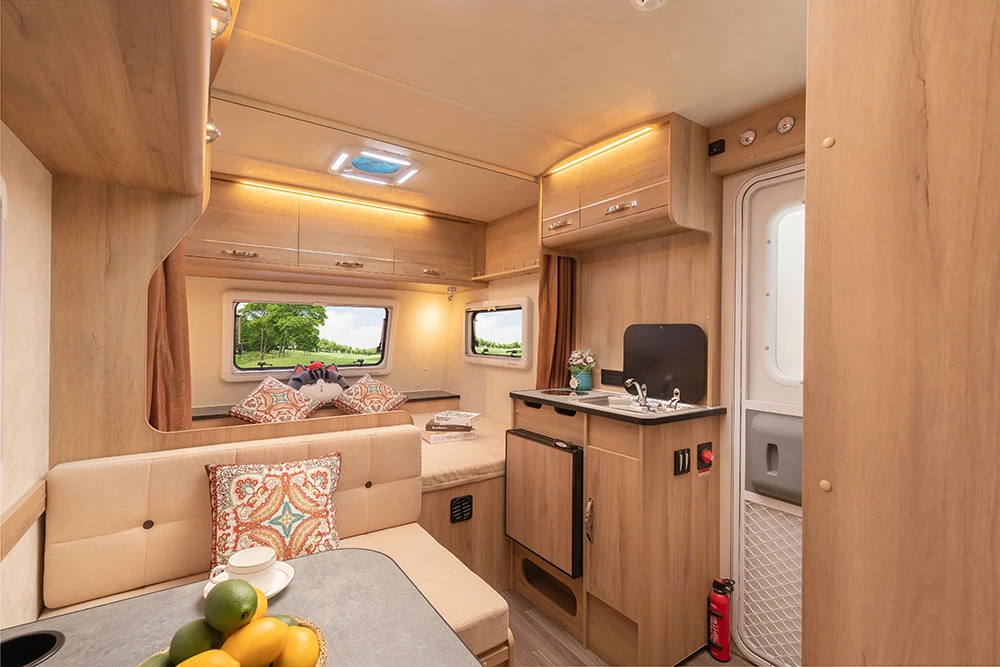 Durable Factory Low Price Caravan Motorhome Rv Trailer Caravan Camper