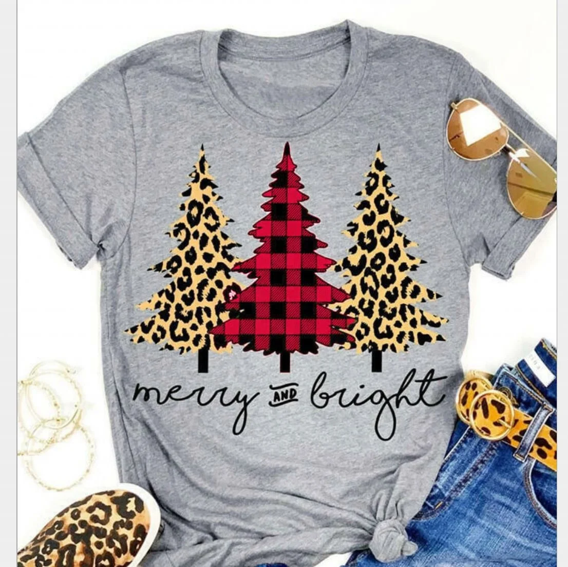 Футболка с круглым вырезом и короткими рукавами принтом рождественской елки