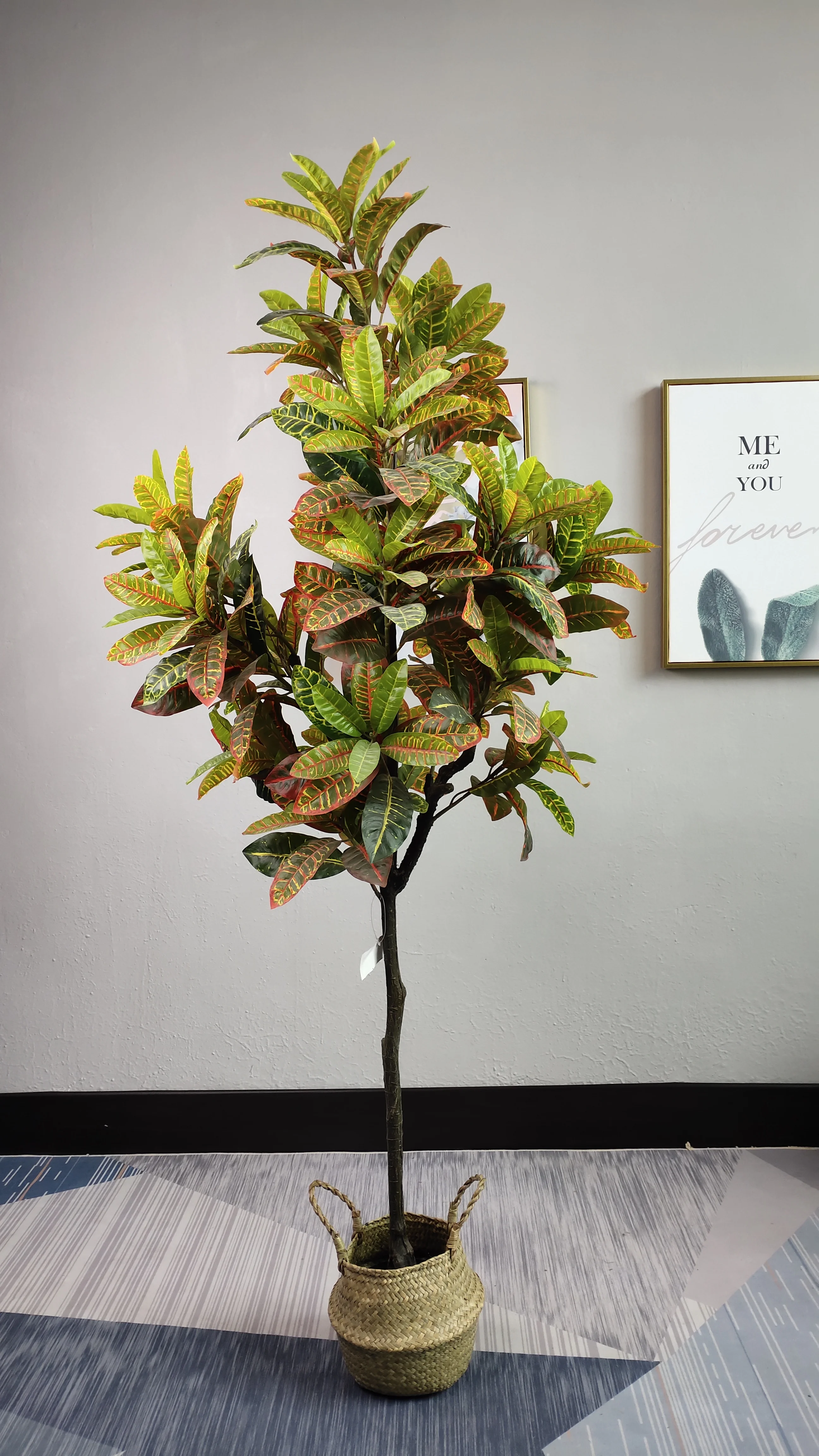 High quality beautiful leaves wholesale Artificial Croton Codiaeum variegatum Plant tree