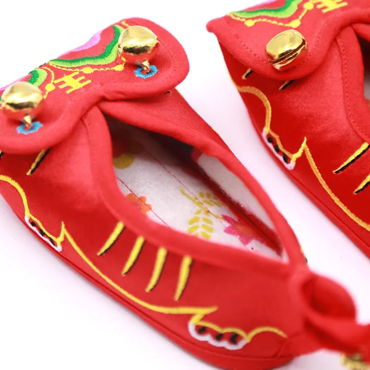 
2021 Hot Sale Traditional Gift Chinese Style Gift Baby Hand Embroidery Shoes 