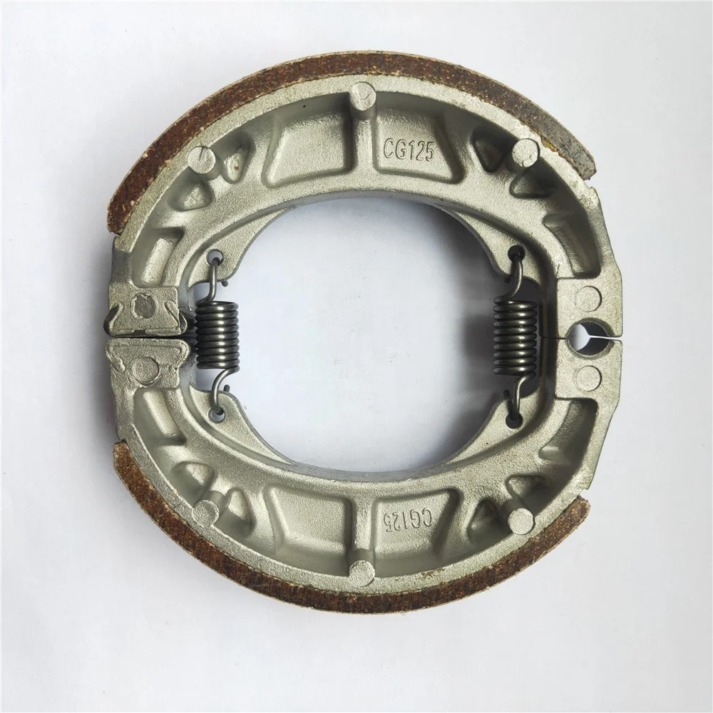 Производство оригинальных тормозных колодок CG125 для мотоциклов с хорошим подкладочным материалом