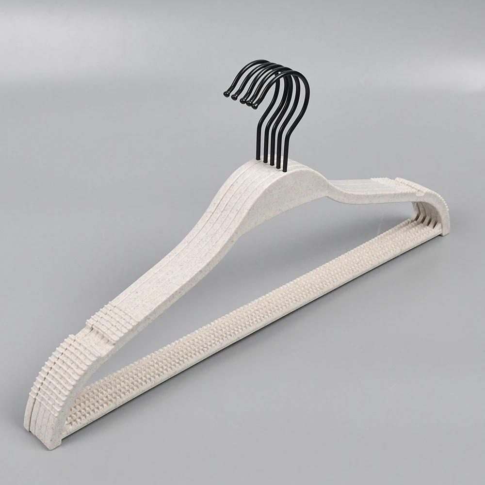 Biodegradable Cheap Price Wheat Straw Hanger Recycle Plastic Clothes Hanger