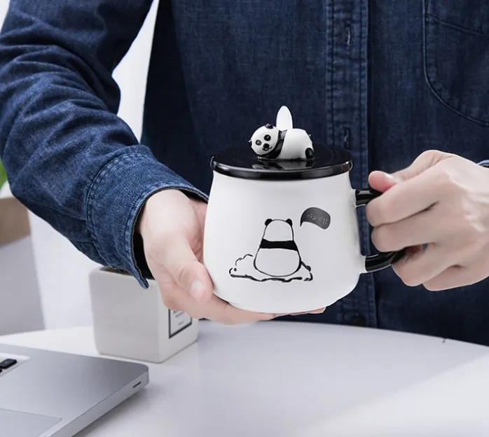 UCHOME  Creative ceramic cup Hand-painted panda cartoon cup with lid wholesale Custom logo mug