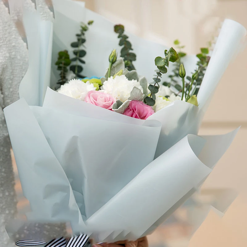 2020 New design waterproof floral paper plastic wrapping film Flower wrapping paper for flower