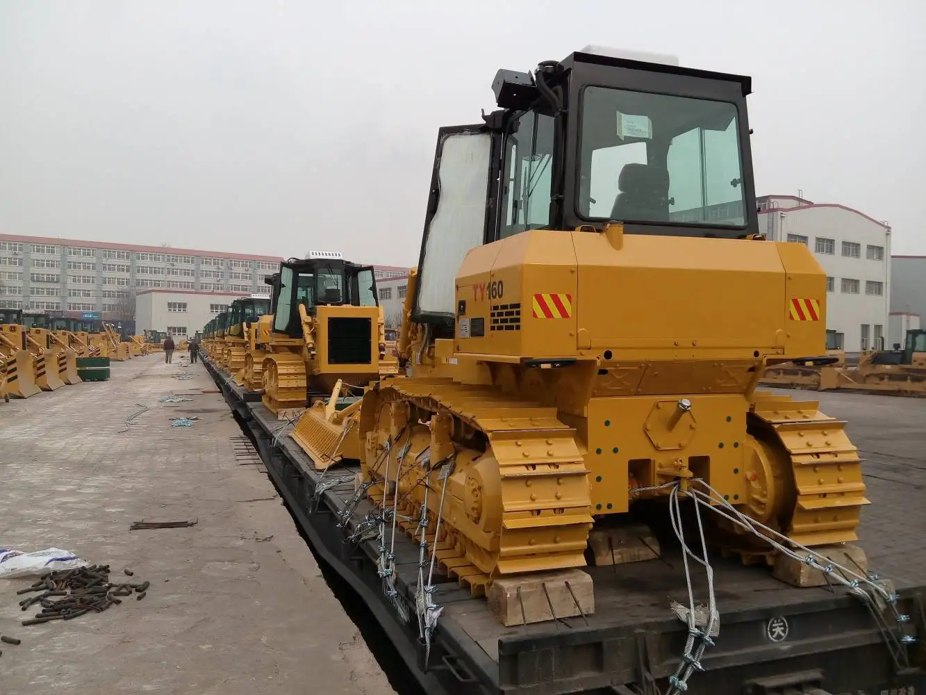 220HP 22 ton 23 ton Best Sell Bulldozer In China 4.9M3 Kamatsu Technology TY165-3 Hbxg Crawler Bulldozer