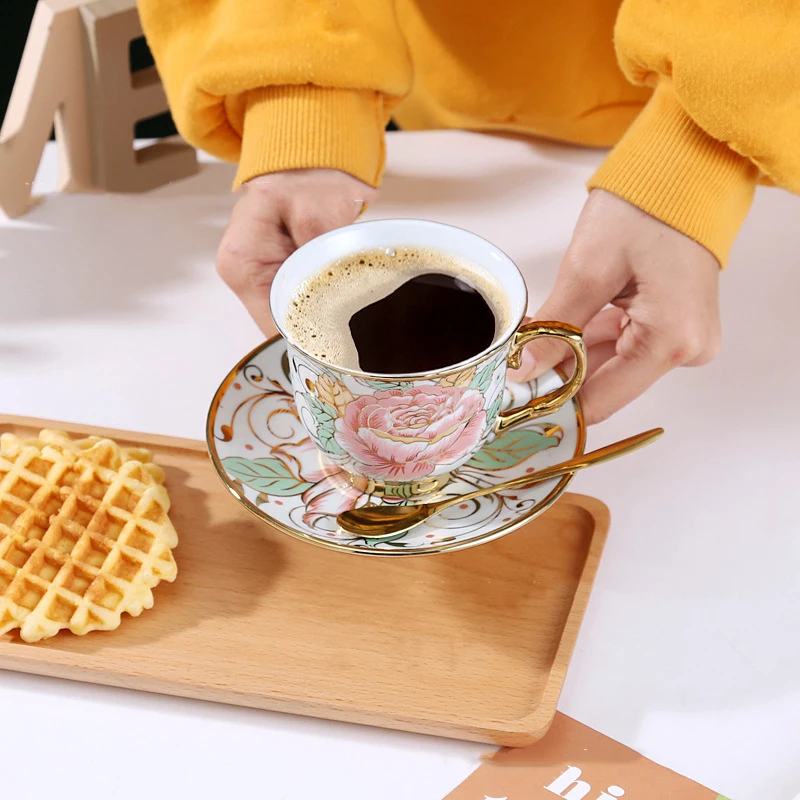 Custom Gift Box European Vintage Luxury Floral Porcelain Ceramic Coffee Tea Cup Set with Saucers Gold Spoon