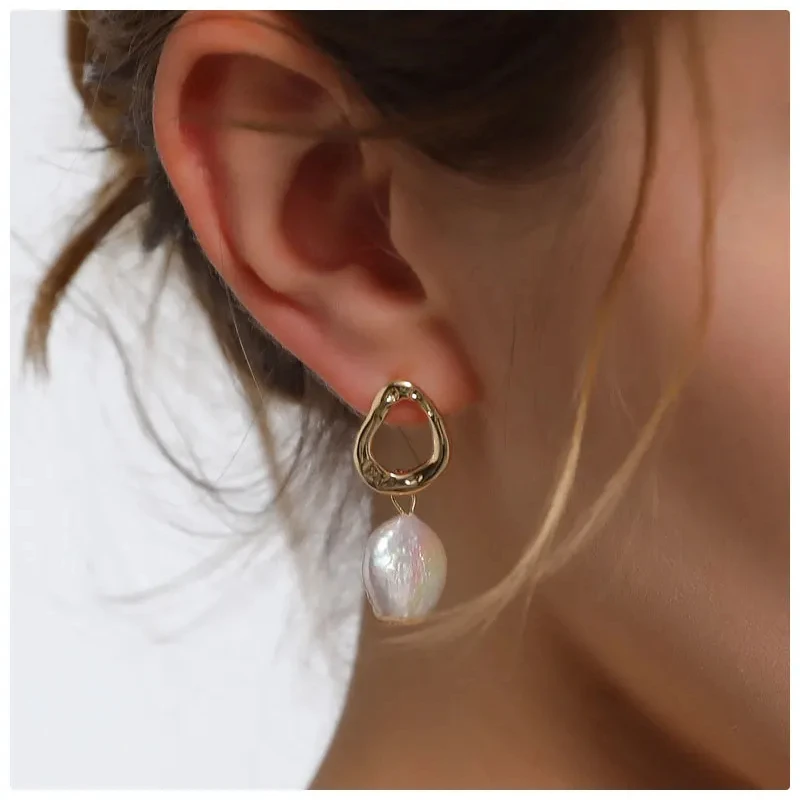 Wholesale new vintage Baroque button natural freshwater Pearl earrings Feminine temperament 925 sterling silver needle pearl ear