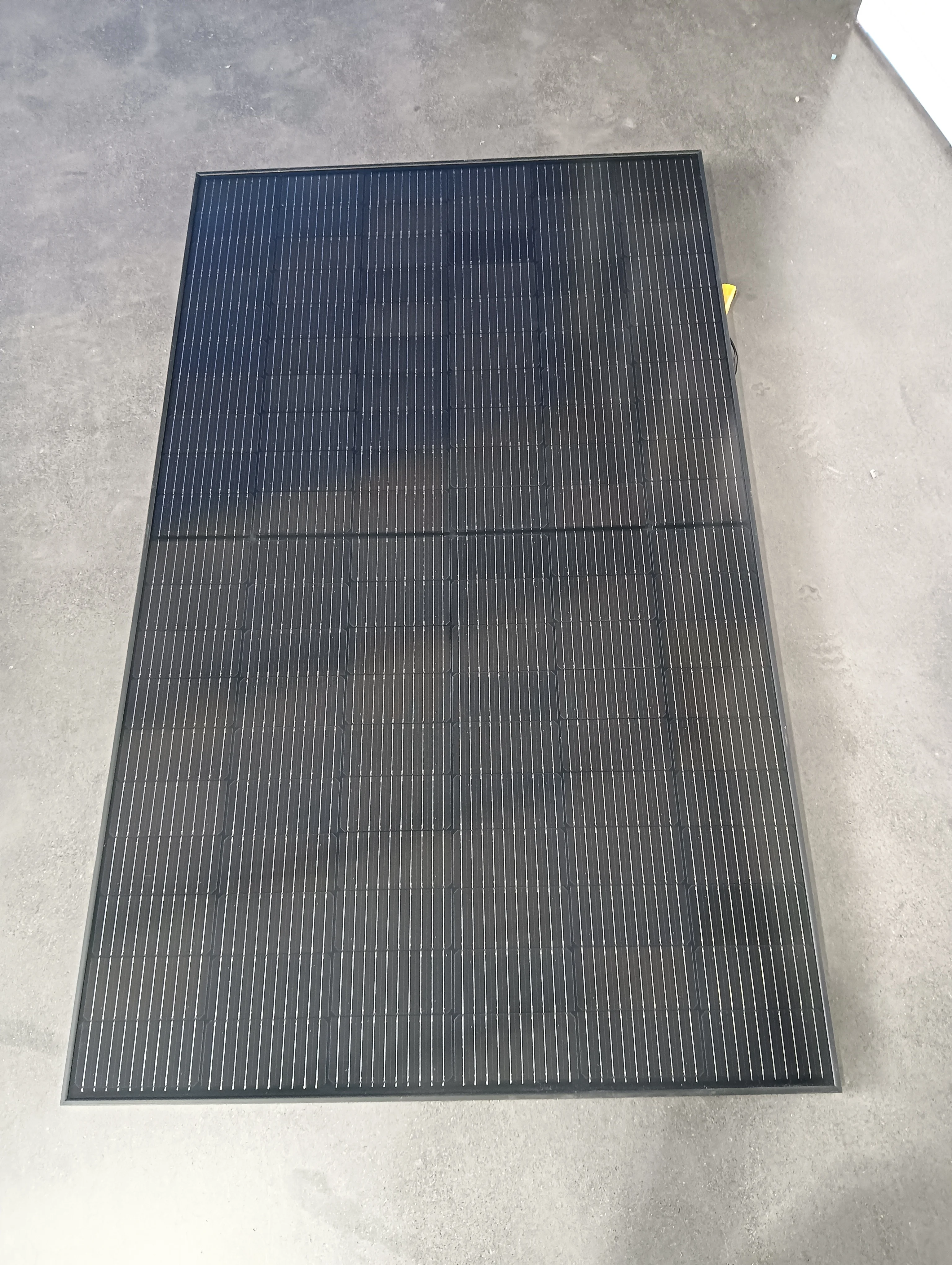 In Stock N-type All Black Solar Panel 420w 425w 430 Watt Monocrystalline Solar Pv Module For Solar System