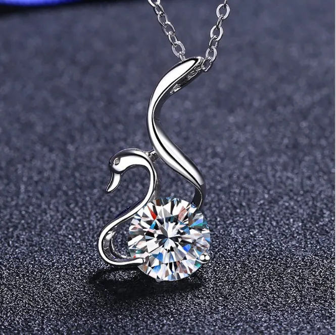 Hot Sale Big Mossan Stone Diamond Clavicle Chain Heart-shaped Flower Deer Antler Shape Zircon Necklace