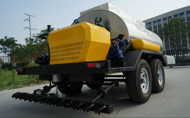 ZMTS-25 Road Construction 2500L Trailer Asphalt Distributor Truck with spray bar for Asphalt Priming