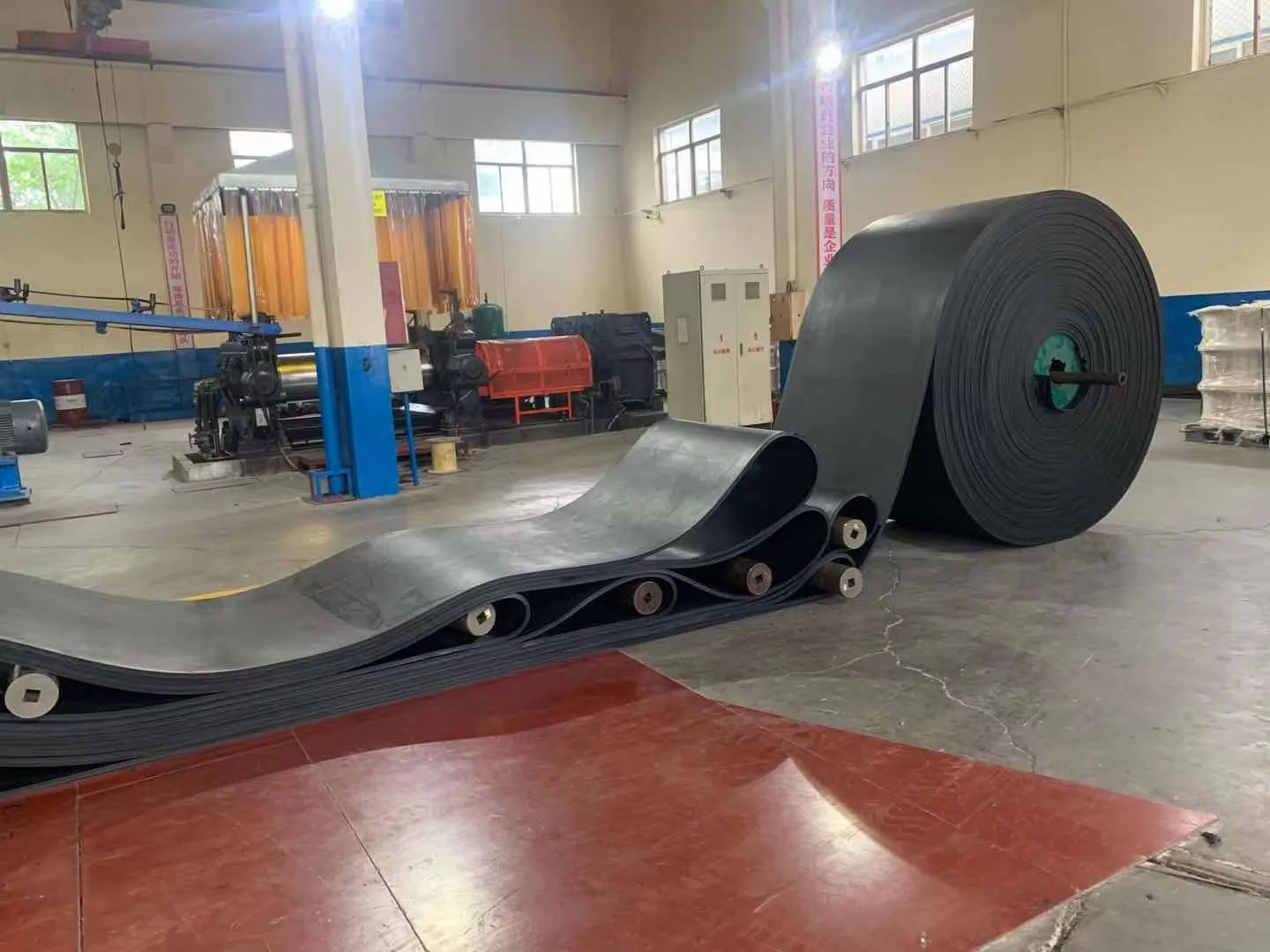 Rubber flat conveyor belt gravel cement plant stone coal mine