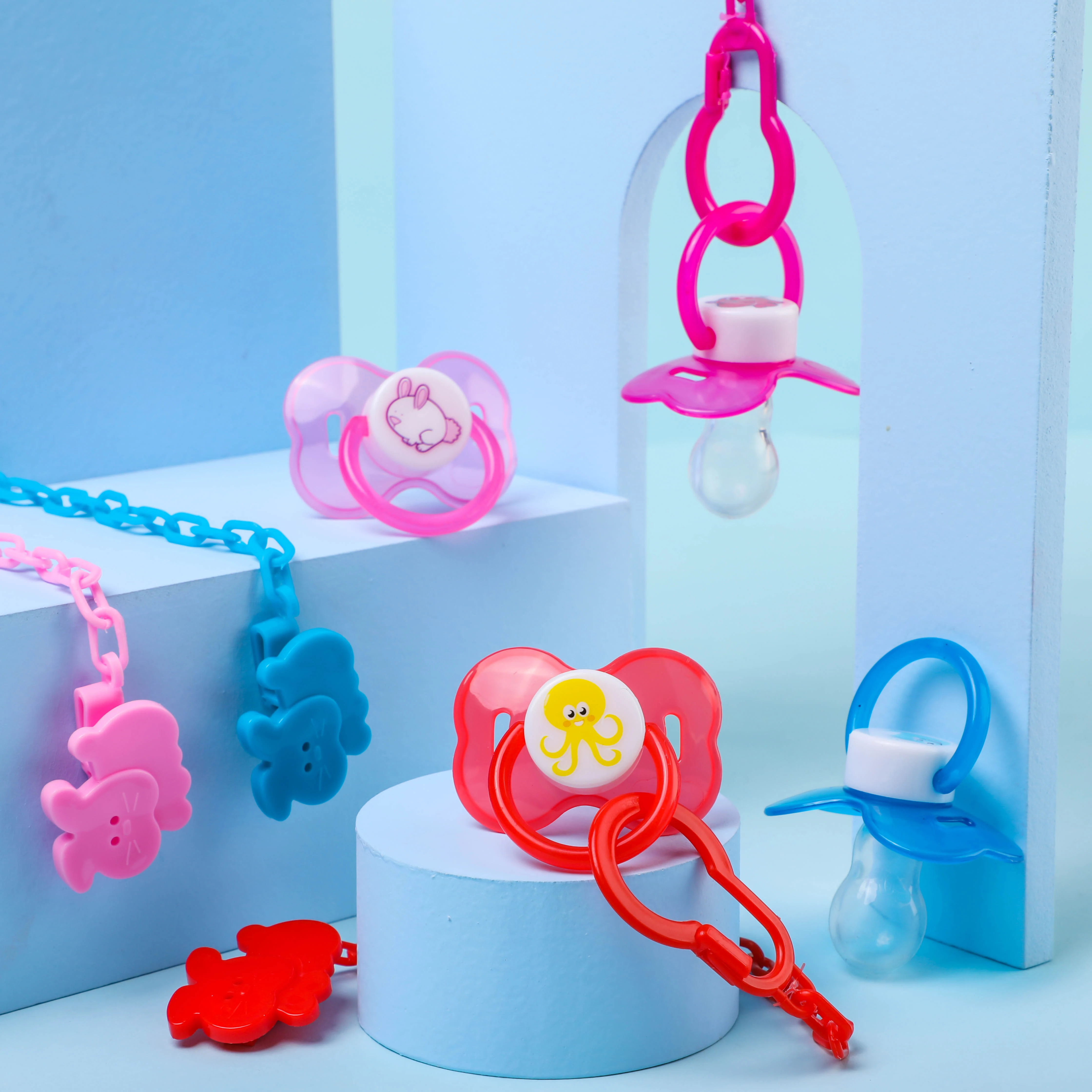 Hot Selling Customised 100% Natural Silicone Pacifier Coaxing Sleep Artifact Teething Toy Wholesale Baby Pacifier With Chain Set