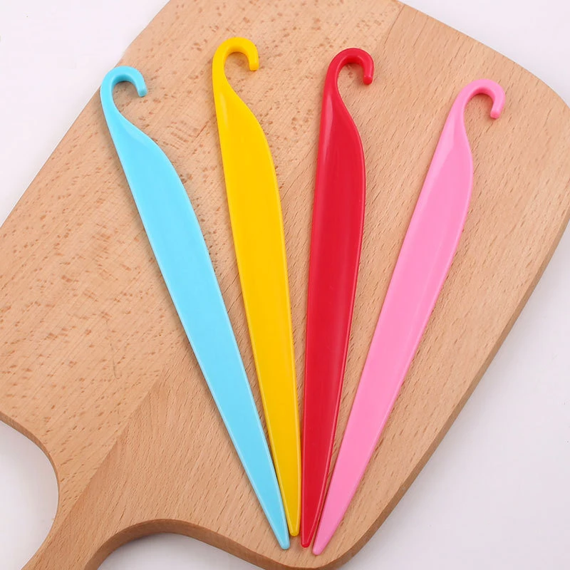 Cake Stripping Knife Scraper Cookie Pastry Demoulding Knives Release Cakes from Metal Pans Plastic Butter Cream Scrapers