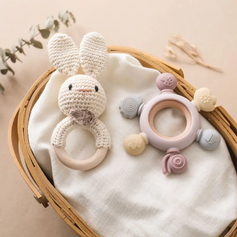 Wholesale Baby Wooden Crochet Rattle Silicone Teether Ring Two-piece Animal Baby Toy Set