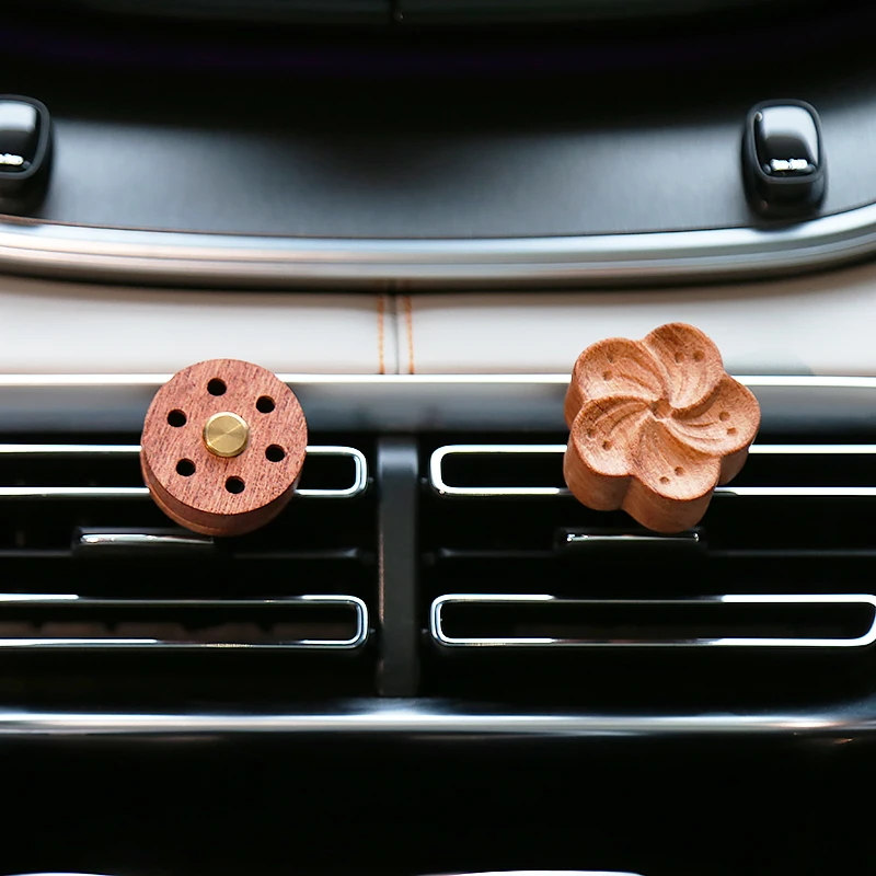 Customized Wooden Top Fragrance Home Mini Essential Oil Plug In Car Scent Diffuser Aromatherapy Wooden Car Diffuser