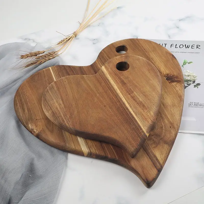 Лидер продаж на Amazon OEM доска для резки из бамбука с сердцем коричневого акации сервировки сыра