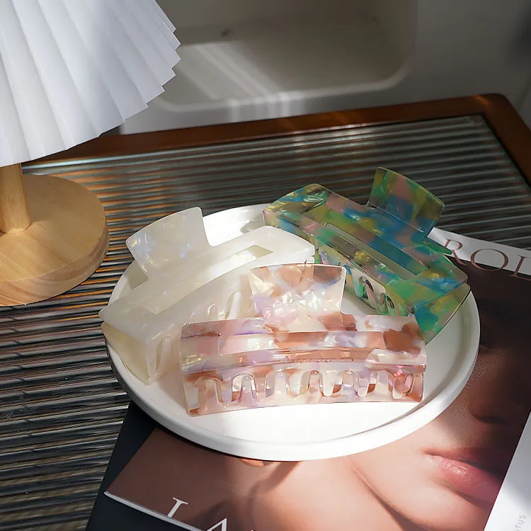 YIYI simple large hair claw rectangle hollow hair clip claw shark acetate claw clips hot sale