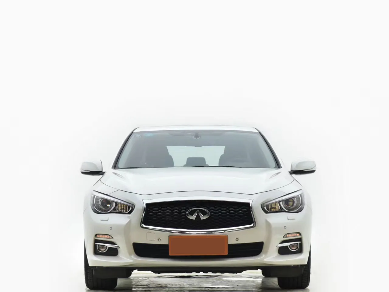 Infiniti Q50L 2016 модель 2 0 T Eur 5 бензиновый Подержанный автомобиль