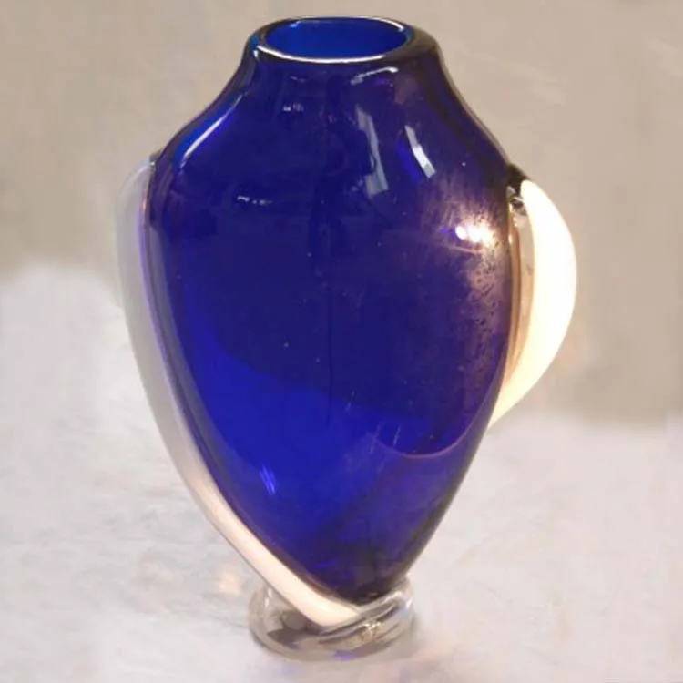 Handiwork hand made blown murano glass vase