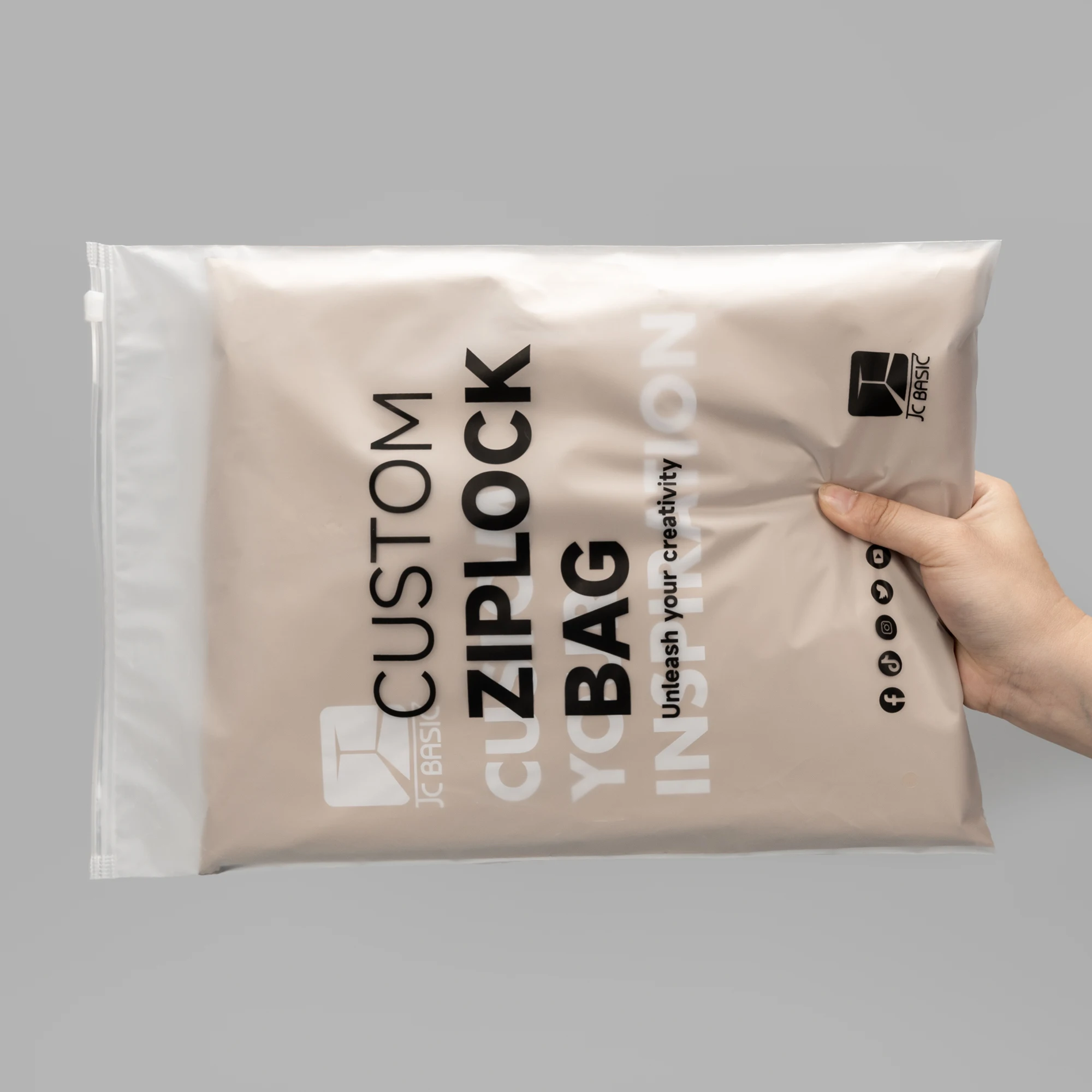 Pvc Frosted Pp Zipper Bags Ziplock Bags Shipping Bags For Clothing